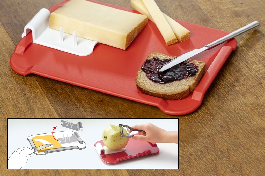 Spreading and Cutting Board