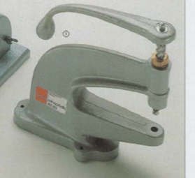 [636 W 002.150] Manual press, 150mm arm, for tubular rivet insertion