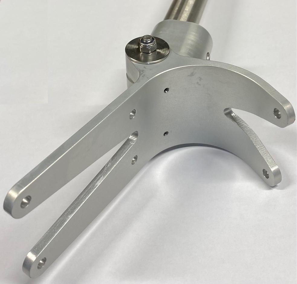 [30 P 10] Prothetics joint for knee-disarticulation