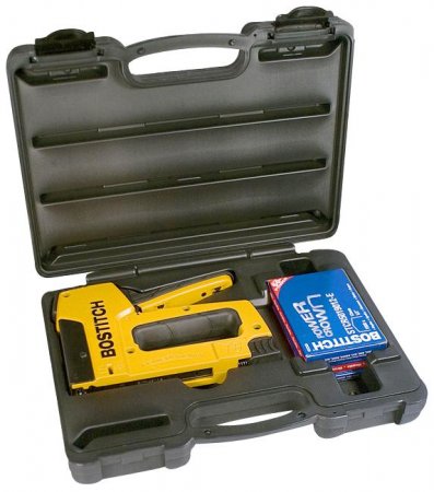 [637 W 001.SET] BOSTITCH staple gun set, with 1 box of staples